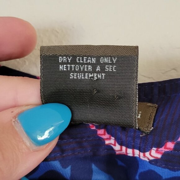 Anthropologie Fei Swirled Azita Blouse V Neck Ruffle Sleeve vibrant Satin Size S - Picture 3 of 7